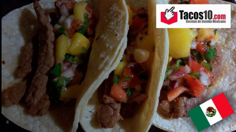 Tacos de res con salsa de mango