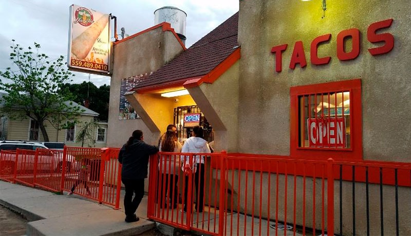 Img-Tacos-en-Fresco-California-Taquería-Yarelis