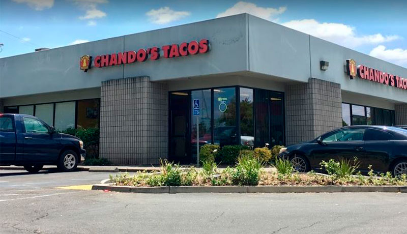 img-tacos-en-Sacramento-California-Taqueria-Chando´s-Taco
