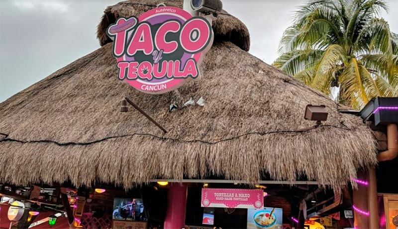 img-Tacos-en-Cancún-Quintana-Roo-Taquería-Taco-y-Tequila